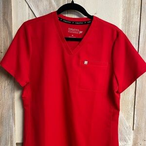 Fabletics women’s scrub top
